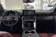 Toyota Land Cruiser 300 Premium