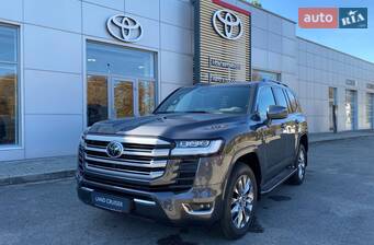 Toyota Land Cruiser 300 3.3D AT (309 к.с.) AWD 2025 Toyota Land Cruiser 300 3.3D AT (309 к.с.) AWD 2025