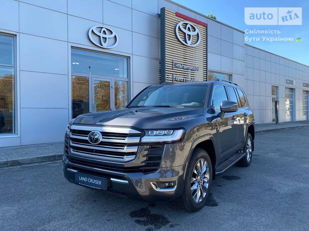 Toyota Land Cruiser 300 2025