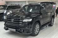 Toyota Land Cruiser 300 Premium