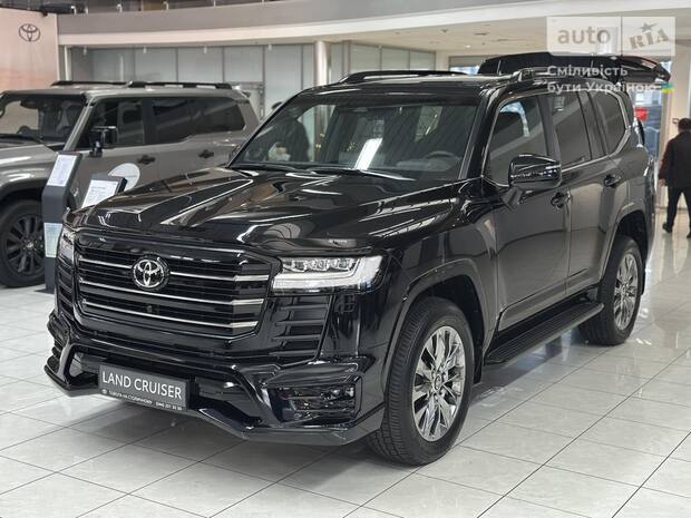 Внедорожник Toyota Land Cruiser 300 2025 в Киев
