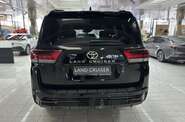 Toyota Land Cruiser 300 Premium