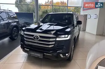 Toyota Land Cruiser 300 Toyota Land Cruiser 300