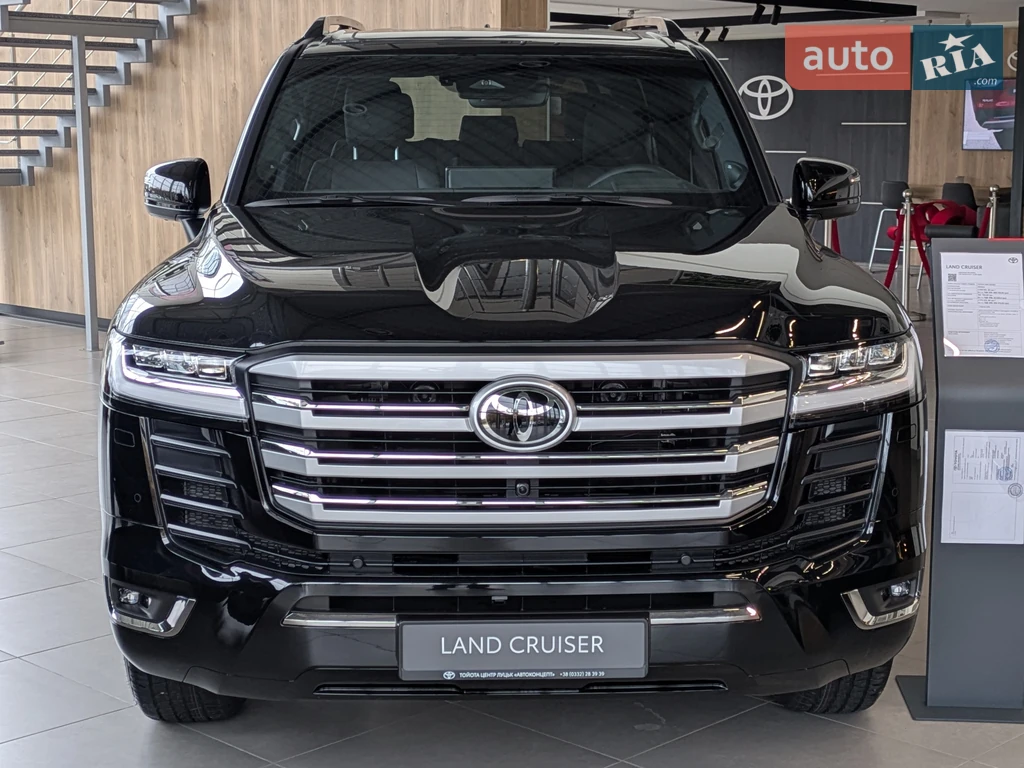 Toyota Land Cruiser 300 Premium