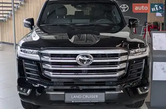 Toyota Land Cruiser 300