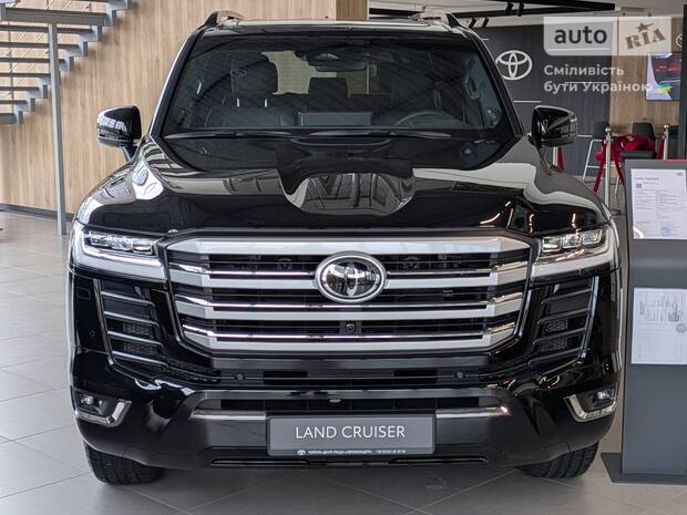 Toyota Land Cruiser 300 2025