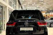 Toyota Land Cruiser 300 Premium