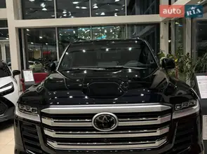 Toyota Land Cruiser 300 Toyota Land Cruiser 300