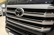 Toyota Land Cruiser 300 Premium