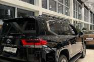 Toyota Land Cruiser 300 Premium