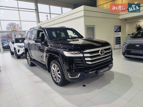 Toyota Land Cruiser 300 2025