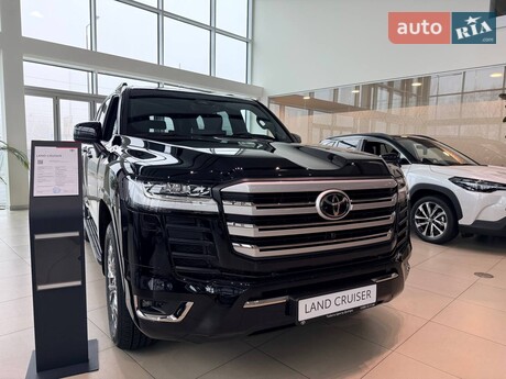 Toyota Land Cruiser 300 2025