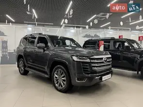 Toyota Land Cruiser 300