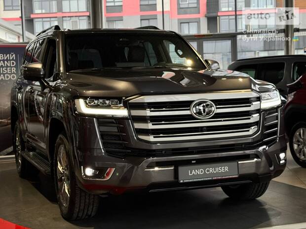 Toyota Land Cruiser 300 2025