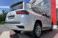 Toyota Land Cruiser 300 Premium