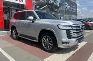 Toyota Land Cruiser 300 Premium