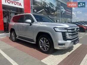 Toyota Land Cruiser 300