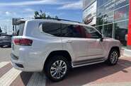 Toyota Land Cruiser 300 Premium