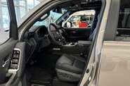 Toyota Land Cruiser 300 Premium