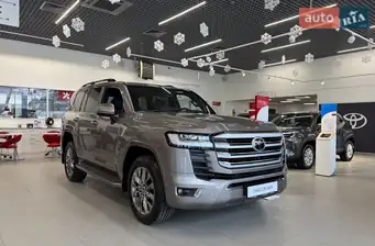Toyota Land Cruiser 300