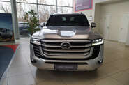 Toyota Land Cruiser 300 Premium