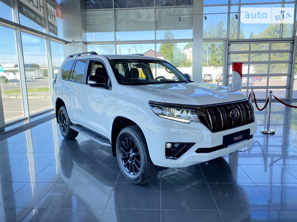 Toyota Land Cruiser Prado Prestige+