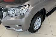 Toyota Land Cruiser Prado Comfort