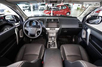 Toyota Land Cruiser Prado 2023 Elegance