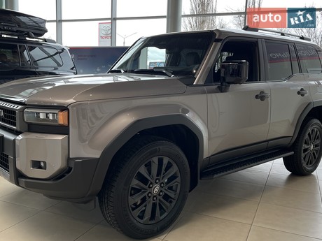 Toyota Land Cruiser Prado 2024