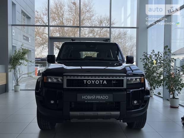 Toyota Land Cruiser Prado 2024