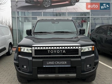 Toyota Land Cruiser Prado 2025