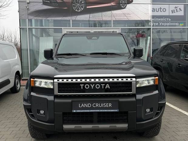 Toyota Land Cruiser Prado 2025