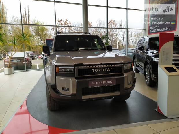 Toyota Land Cruiser Prado 2025