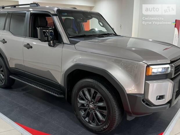 Toyota Land Cruiser Prado 2025