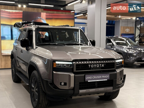Toyota Land Cruiser Prado 2025