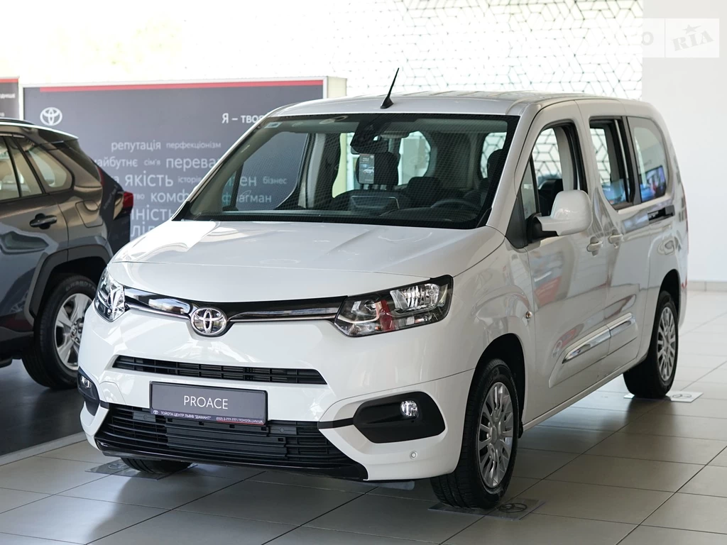 Toyota Proace City Verso Shuttle