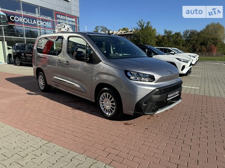 Toyota Proace City Verso 2024