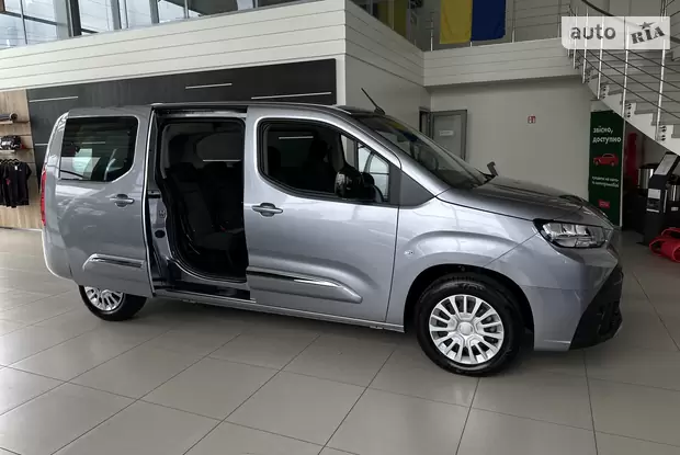 Toyota Proace City Verso Shuttle