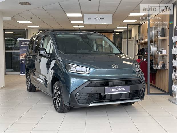 Toyota Proace City Verso 2025
