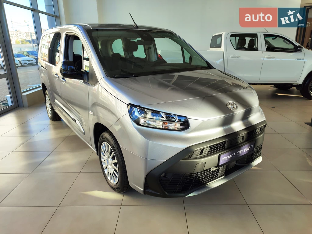 Toyota Proace City Verso Shuttle