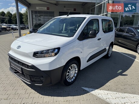 Toyota Proace City Verso 2025