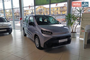 Toyota Proace City Verso Shuttle