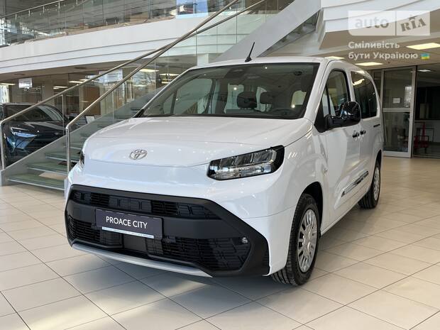 Toyota Proace City Verso 2026