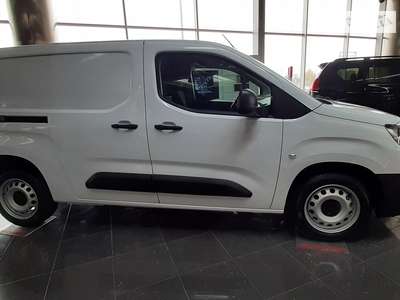 Toyota Proace City 2023 Business