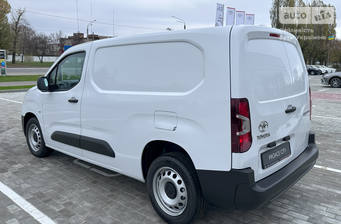 Toyota Proace City 2023 Business