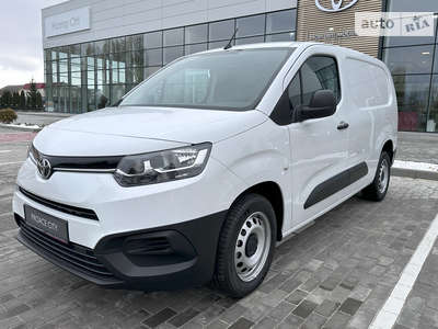 Toyota Proace City 2023 Business