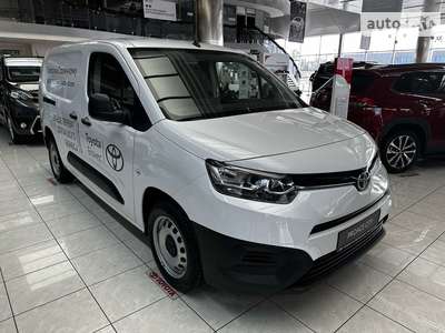 Toyota Proace City 2024 Business