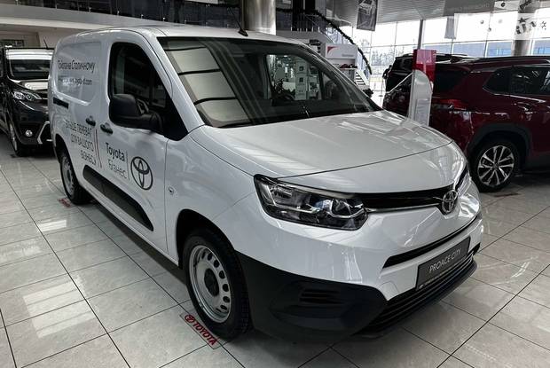 Toyota Proace City Business