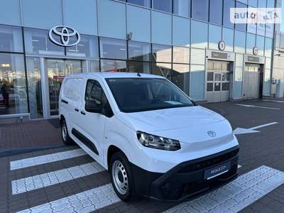 Toyota Proace City 2025 Business