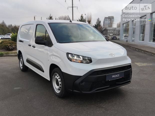 Toyota Proace City 2024